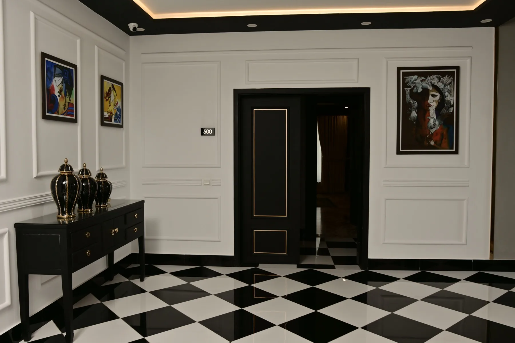 Villa Vista hallway