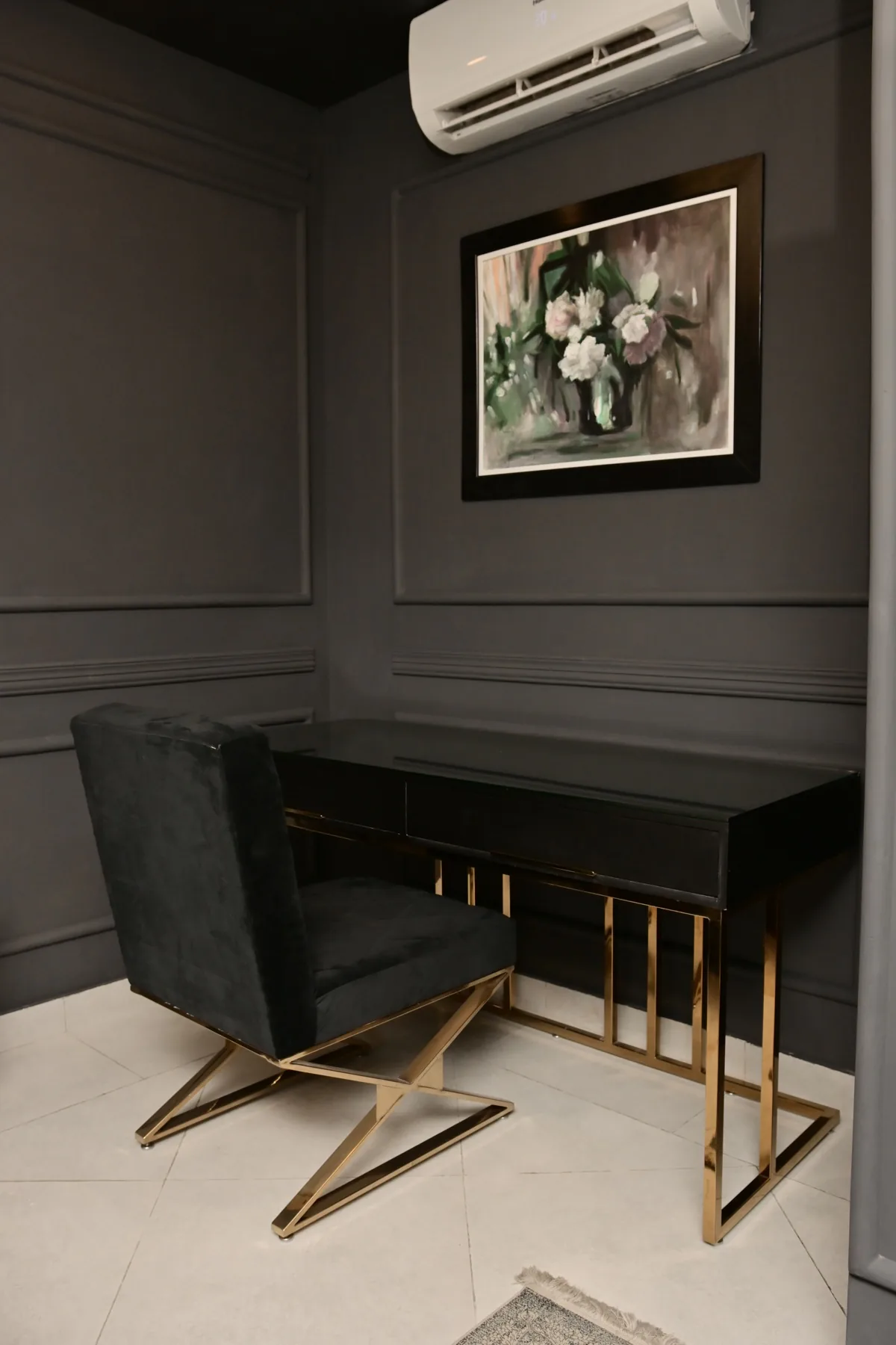 Gotham Suite at Villa Vista