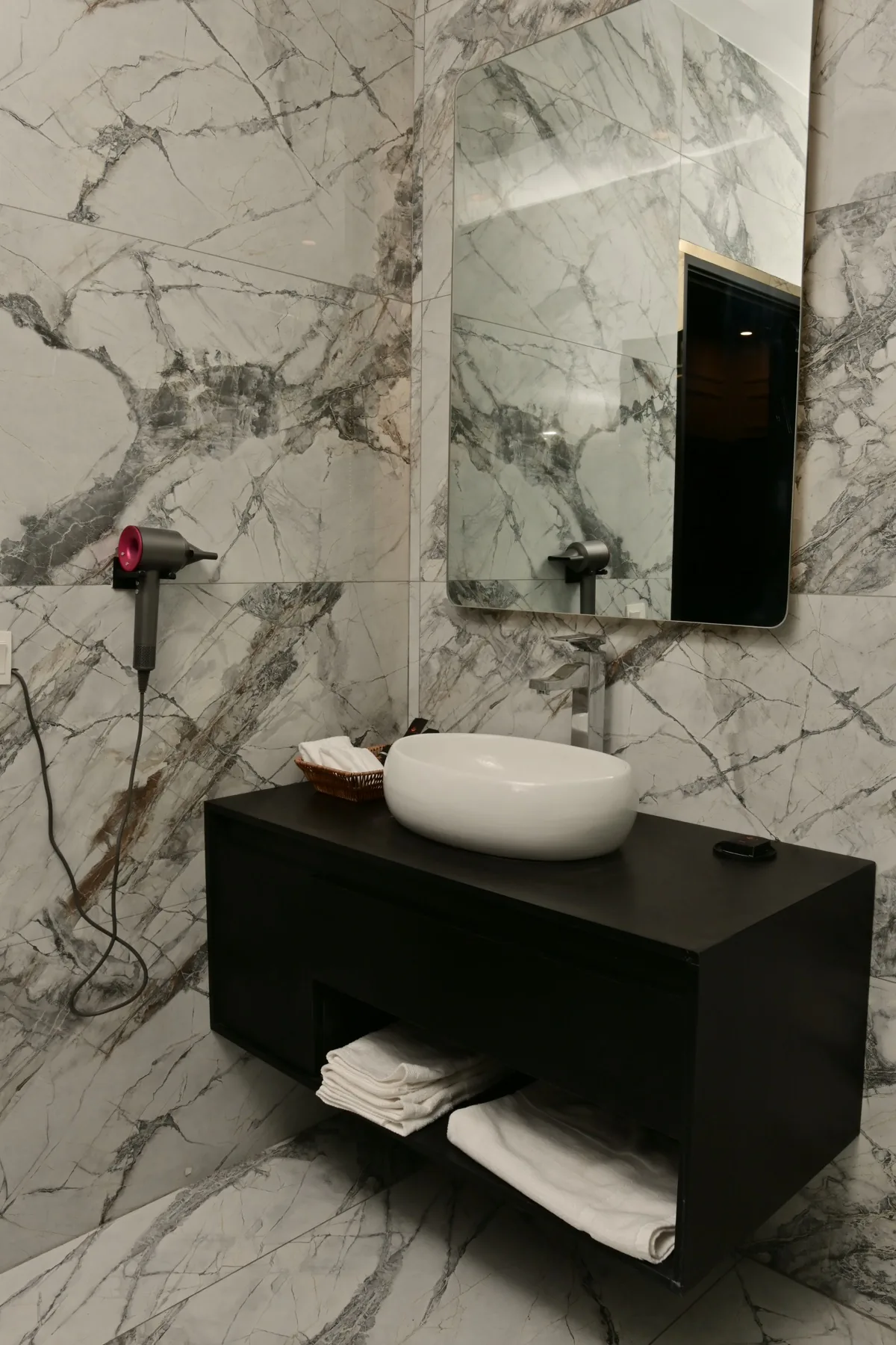 Manhattan Apartment at Villa Vista